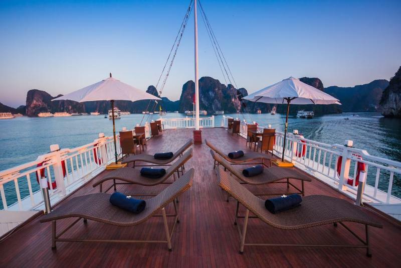 Bhaya Classic Cruises Ha Long Exteriör bild